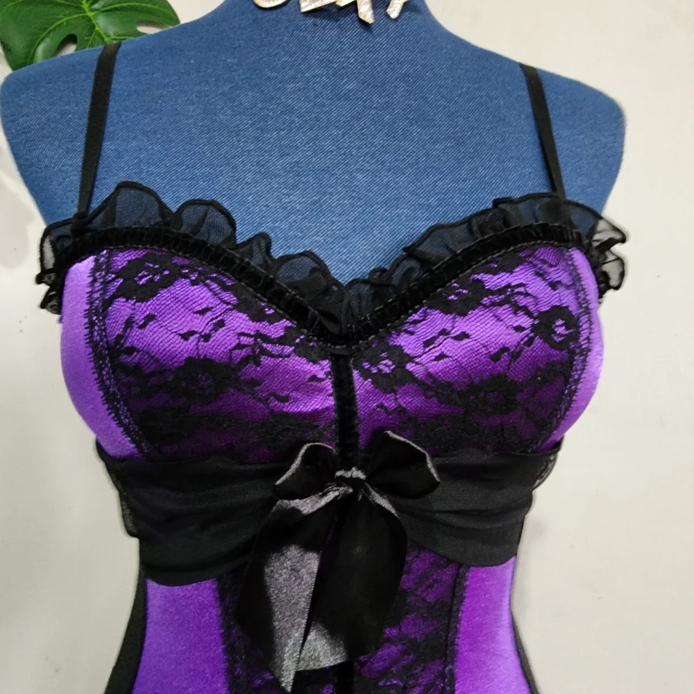 Black and Purple Dress Up Bustier Corset Style Top - Picture 3 of 10